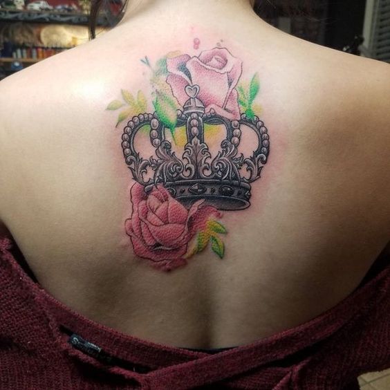 tatuaje mujer flores